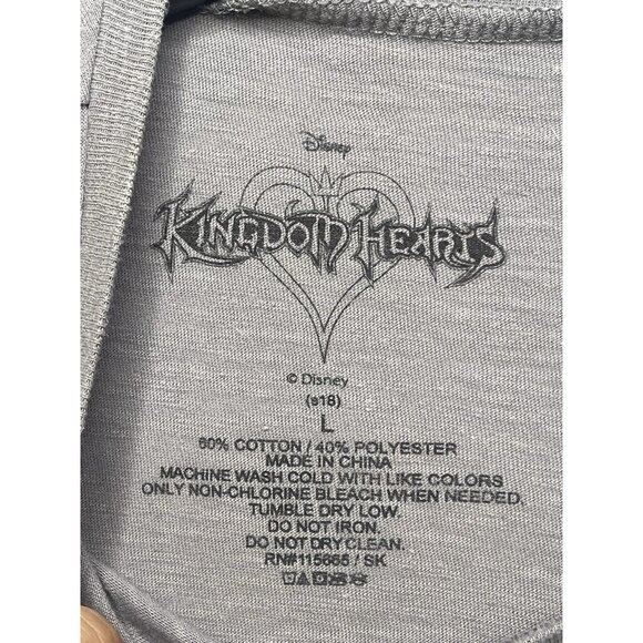 Kingdom Hearts Womens Disney Group Photograph Graphic T-Shirt  Size L - Picture 4 of 5